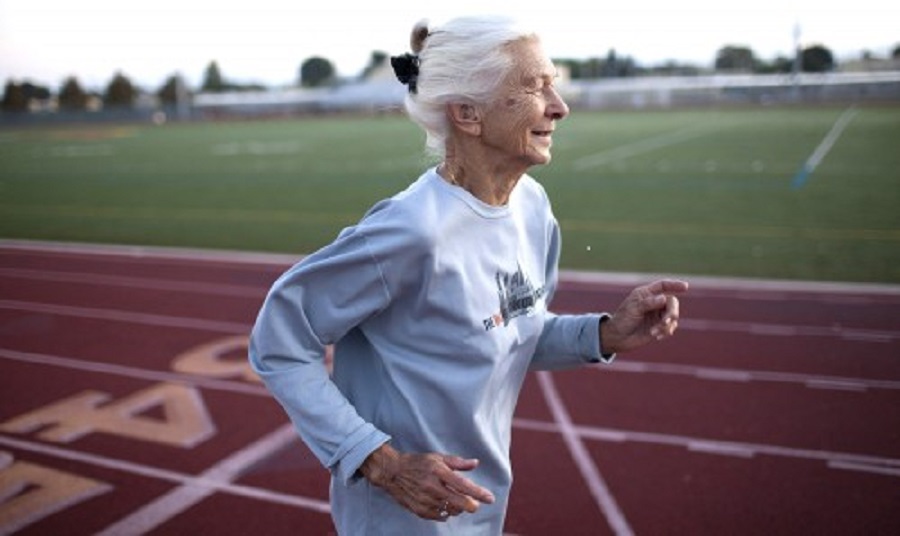 ¿Qué beneficios tiene el running en la tercera edad para que cada vez tenga más adeptos?